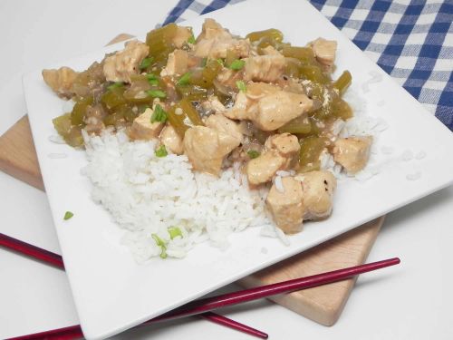 Instant Pot® Chinese Black Pepper Chicken with Celery