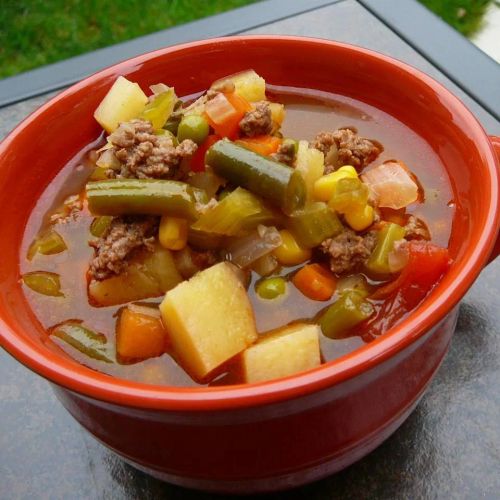 Grandma's Slow Cooker Beef and Vegetable Soup