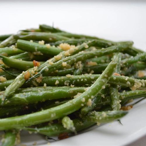 Garlicky Green Beans with Shallot