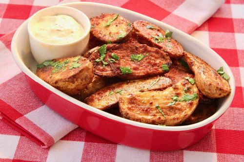 Air Fryer Fingerling Potatoes with Dip