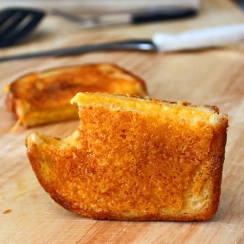 Inside-Out Grilled Cheese Sandwich