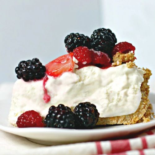 Frozen Lemonade Pie with Berries