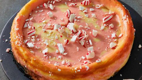 Candy Cane Cheesecake