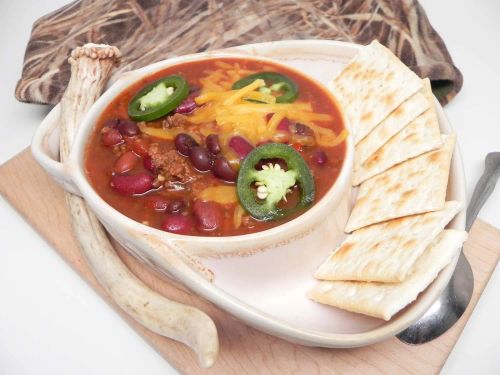 Instant Pot® Venison and Bean Chili