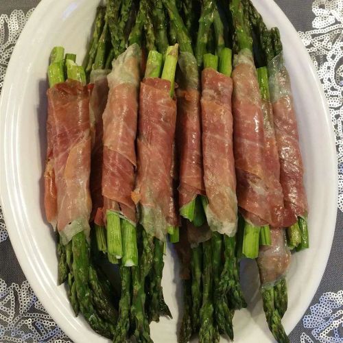 Asparagus Wrapped in Crisp Prosciutto