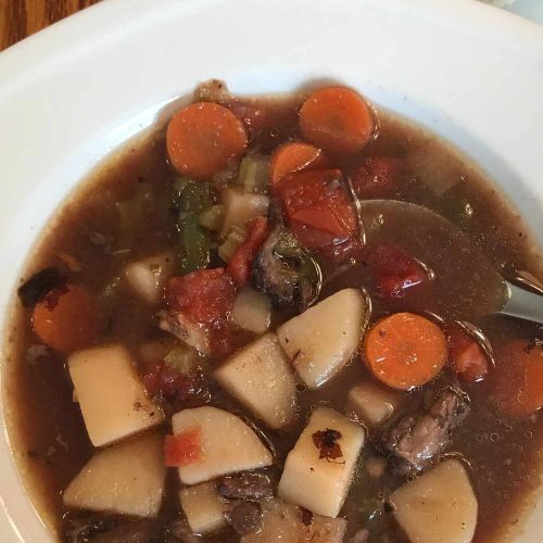 Slow Cooker Oxtail Soup