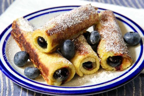 French Toast Roll-Ups with Lemon Curd and Blueberries