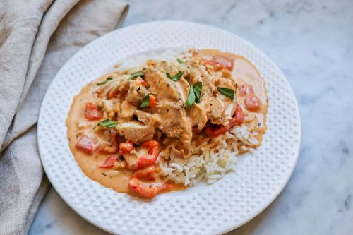 Instant Pot® Creamy Cajun Chicken Thighs