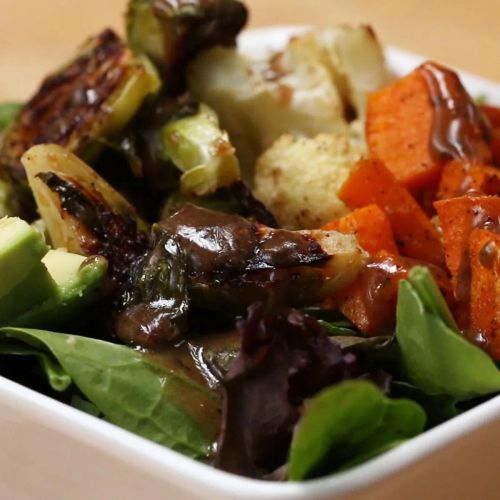 One-pan Roasted Veggie Salad Bowl