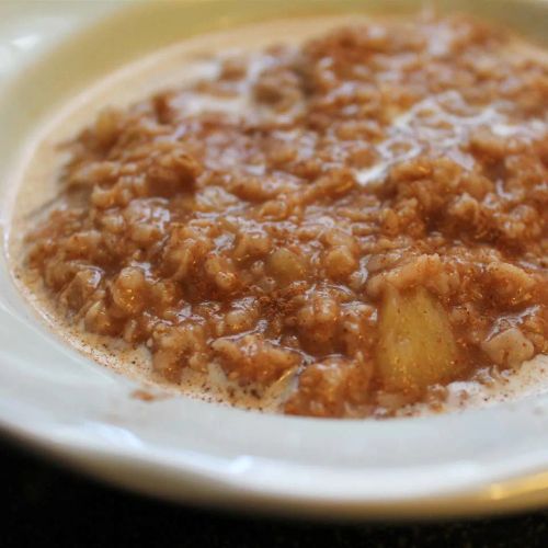 Apple Cinnamon Oatmeal