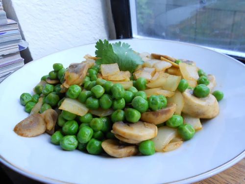 Ed's Secret Pea and Mushroom Salad