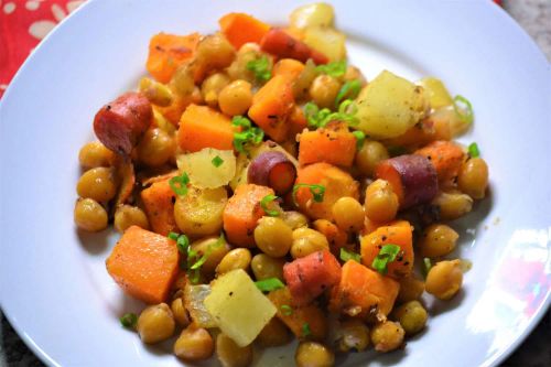 Vegetarian Sheet Pan Dinner with Chickpeas and Veggies