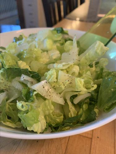 Simple Romaine Salad