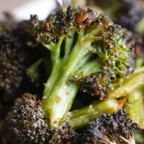 Garlic Parmesan Roasted Broccoli