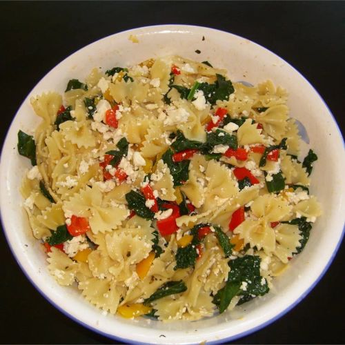 Sweet Pepper Pasta Toss with Kale