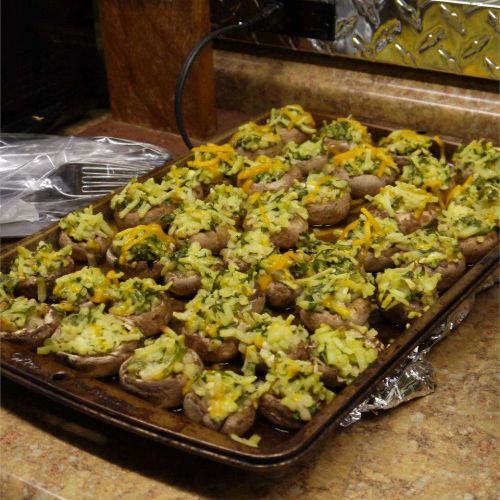 Hash Brown, Blue Cheese, and Spinach Stuffed Mushrooms