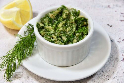 Small Batch Dill Pesto