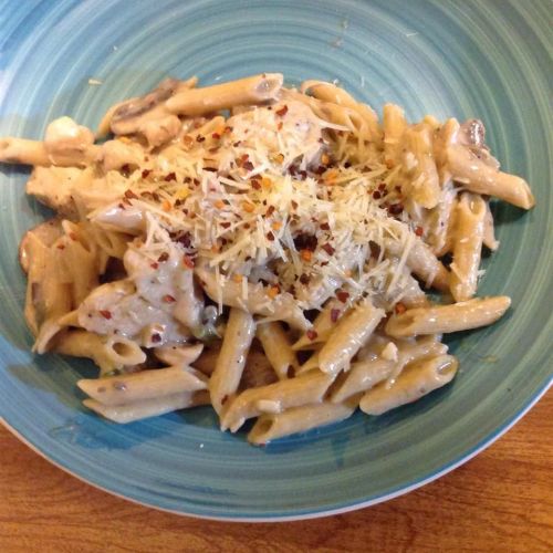 Healthy Creamy Chicken and Pasta