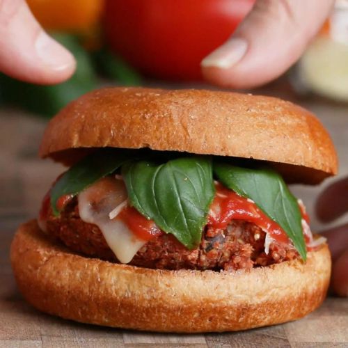 Quinoa Pizza Burgers