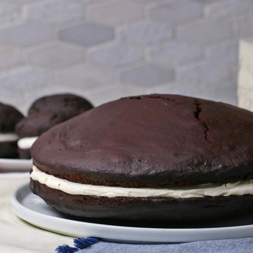 Giant Whoopie Pie